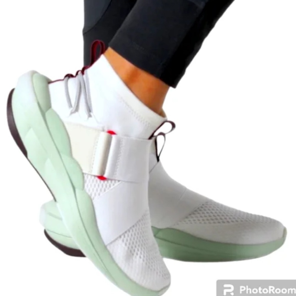 Sorel Explorer Defy Mid White Slip On Sock Athletic Shoes Size 7 - Picture 2 of 14